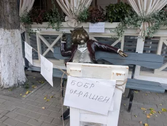К бобру не прислоняться! Реставрация популярной городской скульптуры закончена. Фотофакт