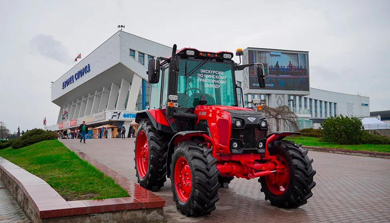  Бобруйский тракторный представит BELARUS 320.4M на фестивале «Наша Победа»