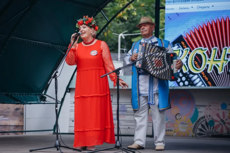 В городском парке пройдет конкурс «Играй, гармонь!»