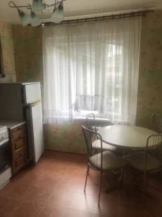 2-х комнатная квартира на Лынькова, 5