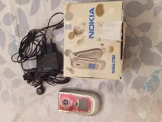 Кнопочный телефон