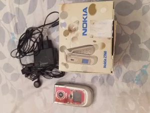 Кнопочный телефон