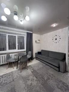 Квартира на сутки, часы