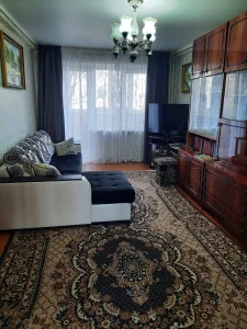 3хкомнатную квартиру по ул.Урицкого д.135