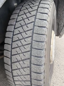 4шт автошины Lassa 225/75R16C по 100р