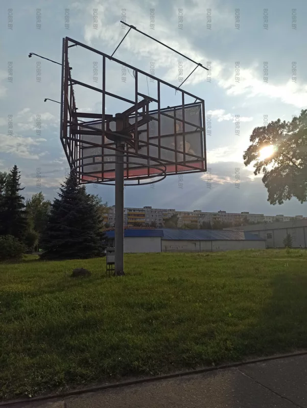 Опять пустые билборды в городе...