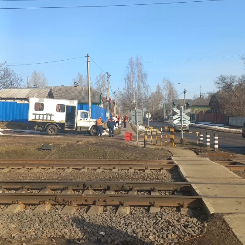 Один работник и 4 менеджера