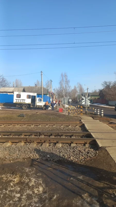 Один работник и 4 менеджера