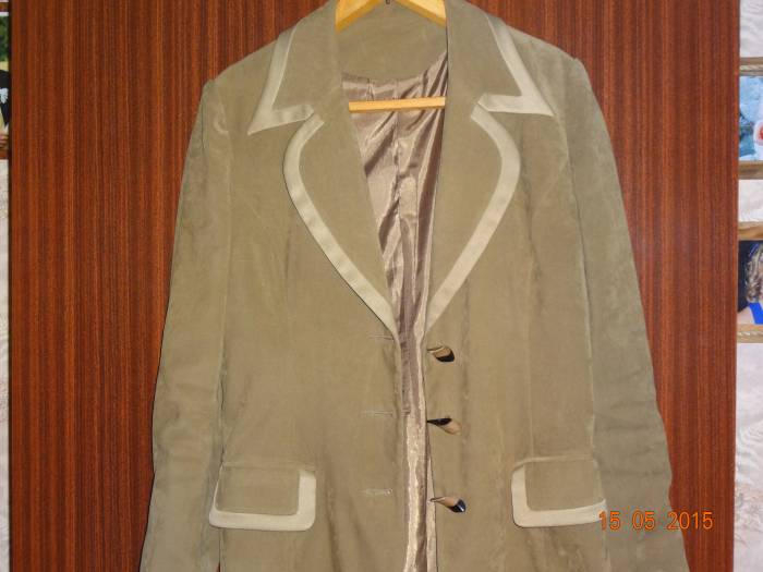 Удлиненный пиджак 48 р-ра