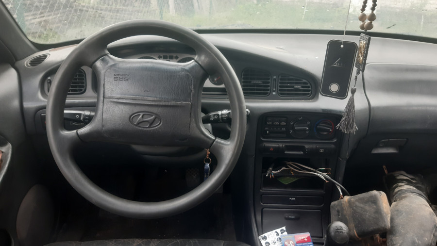 Hyundai Sonata Y3 (рестайлинг) 1998, седан, механика 2.0 бензин