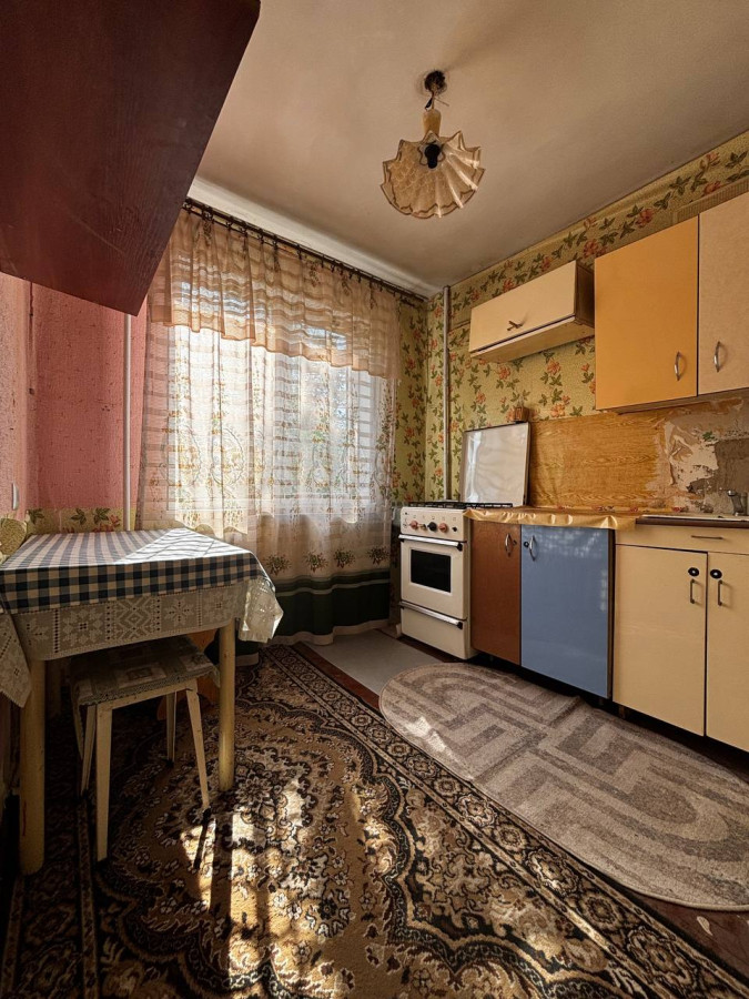  2 комнат. 5 этаж (г.Бобруйск, ул.50 лет Октября, д. 32)