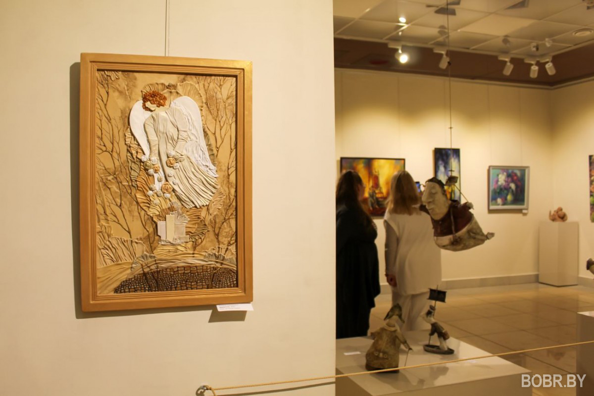 Выставка бобруйских художников «Картина маслом!» к 45-летию выставочного зала