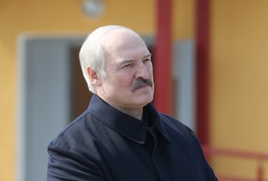 Президент — белорусам: «Не переживайте за безопасность страны. Свой кусок мы защитим»